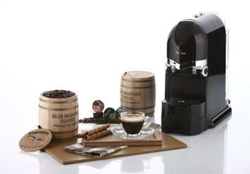 מכונת אספרסו מקצועית להכנת קפה מושלם על כל סוגיו, רק ב3...